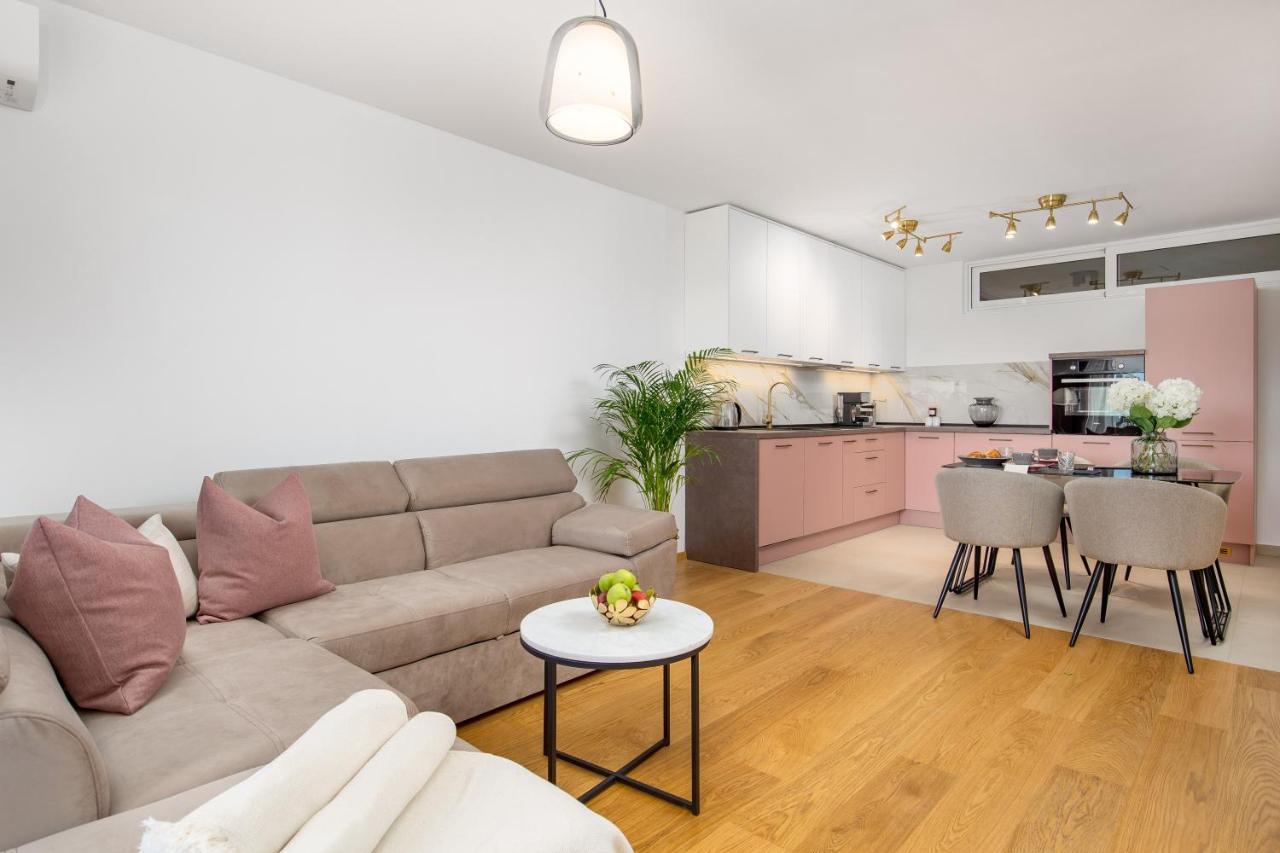 Seaview Apartment „Megan“ With Sunny Terrace Kastav Extérieur photo